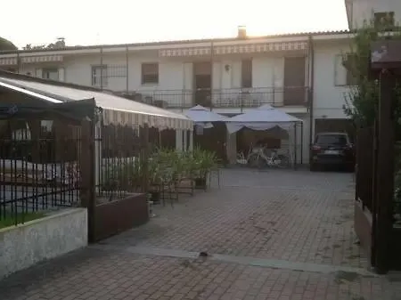 Casa Dossy